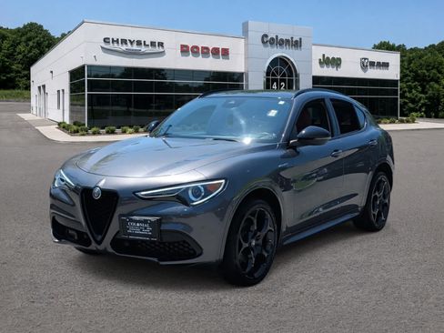 Used 2023 Alfa Romeo Stelvio Veloce AWD/4WD image 1