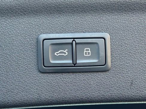 Used 2016 Audi Q3 2.0T Premium Plus image 45