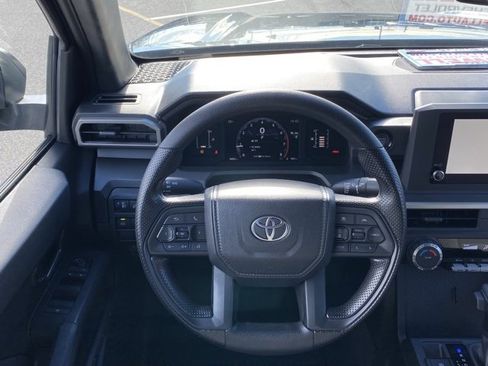 Used 2025 Toyota Tacoma SR image 29