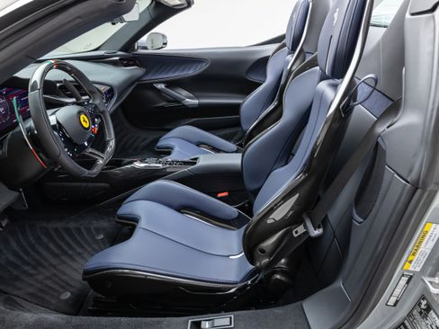 Used 2024 Ferrari SF90 Spider image 79