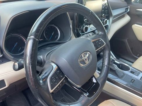 Used 2020 Toyota Highlander Limited AWD/4WD image 41