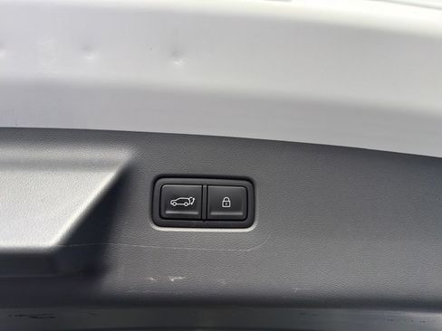 Used 2024 Hyundai Santa Fe SEL AWD/4WD image 8