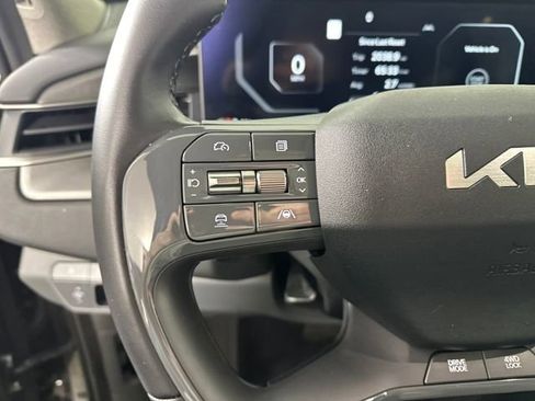 Used 2024 Kia EV9 Wind image 15