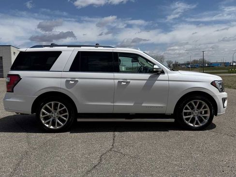 Used 2019 Ford Expedition Platinum AWD/4WD image 3