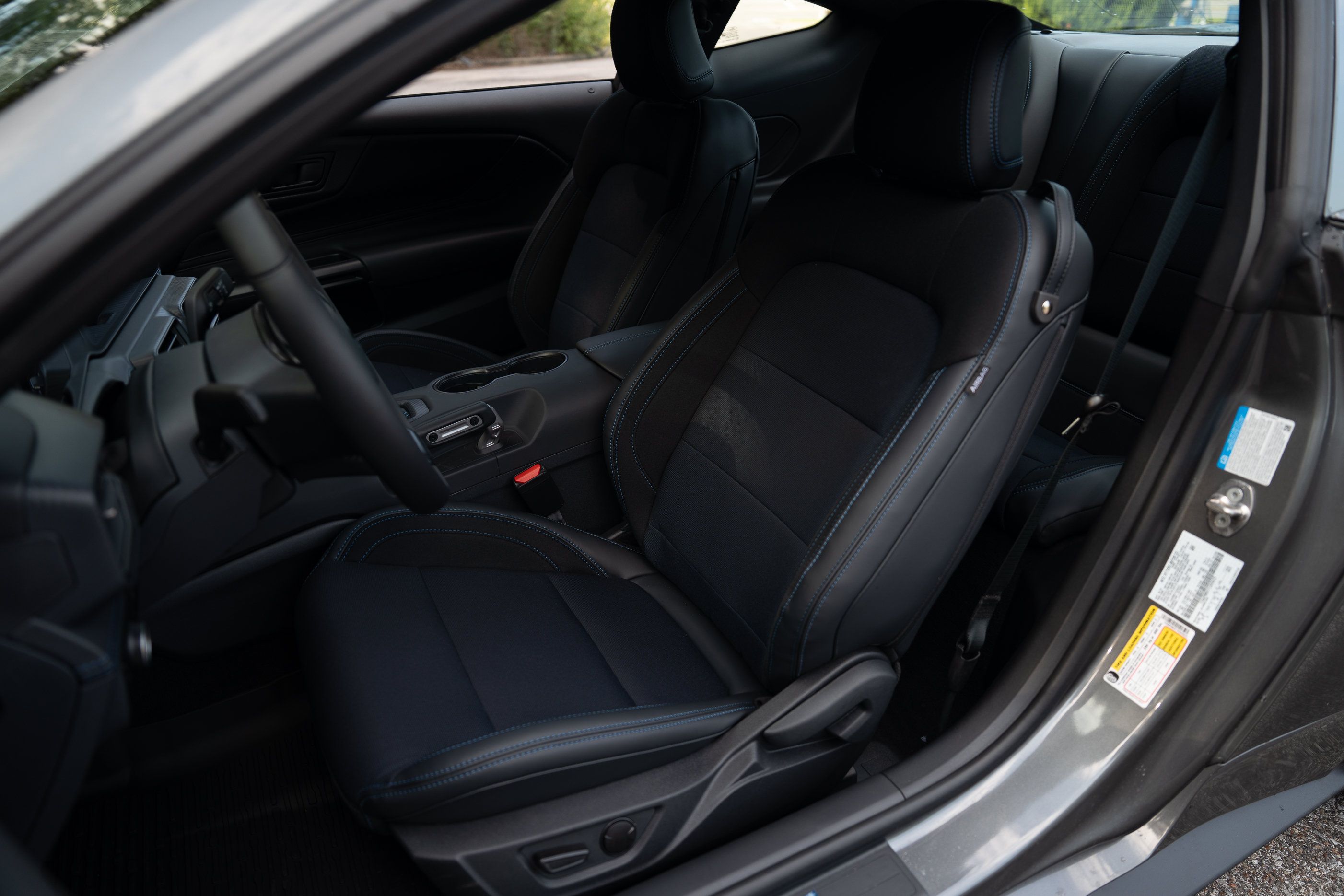 Used 2026 Ford Mustang Dark Horse RWD image 16