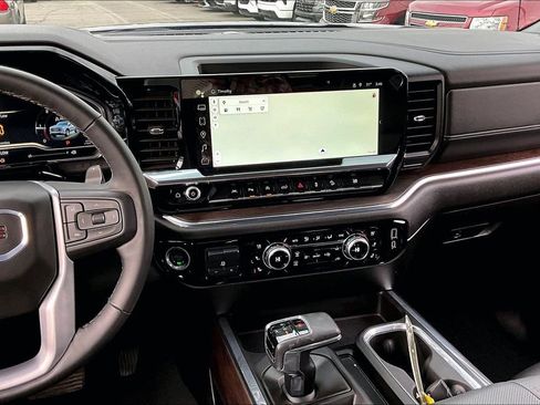 Used 2024 GMC Sierra 1500 SLT w/ SLT Premium Plus Package image 10