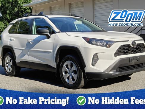 Used 2020 Toyota RAV4 LE w/ All Weather Liner Package AWD/4WD image 1