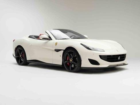 Used 2020 Ferrari Portofino image 1