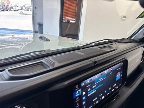 Used 2024 Jeep Wrangler Unlimited AWD/4WD image 28