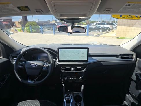 Used 2023 Ford Escape Active w/ Tech Pack #1 AWD/4WD image 15