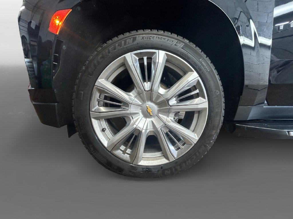 Used 2023 Chevrolet Tahoe High Country w/ LPO, Illumination Package AWD/4WD image 15