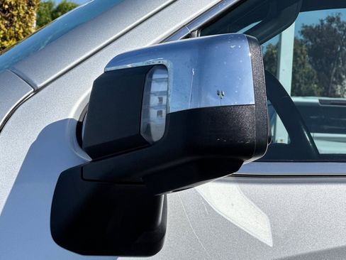 Used 2021 GMC Sierra 1500 SLT image 48