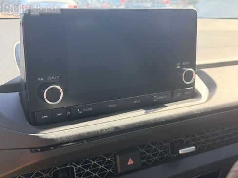 Used 2023 Honda Accord EX image 11