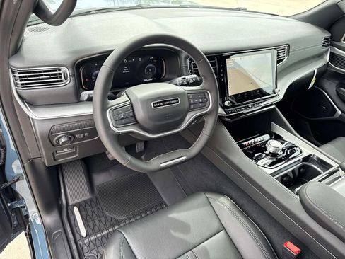 New 2026 Jeep Grand Wagoneer 4WD image 38
