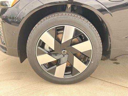 New 2025 Volvo XC60 T8 Plus w/ Protection Package Premier image 12