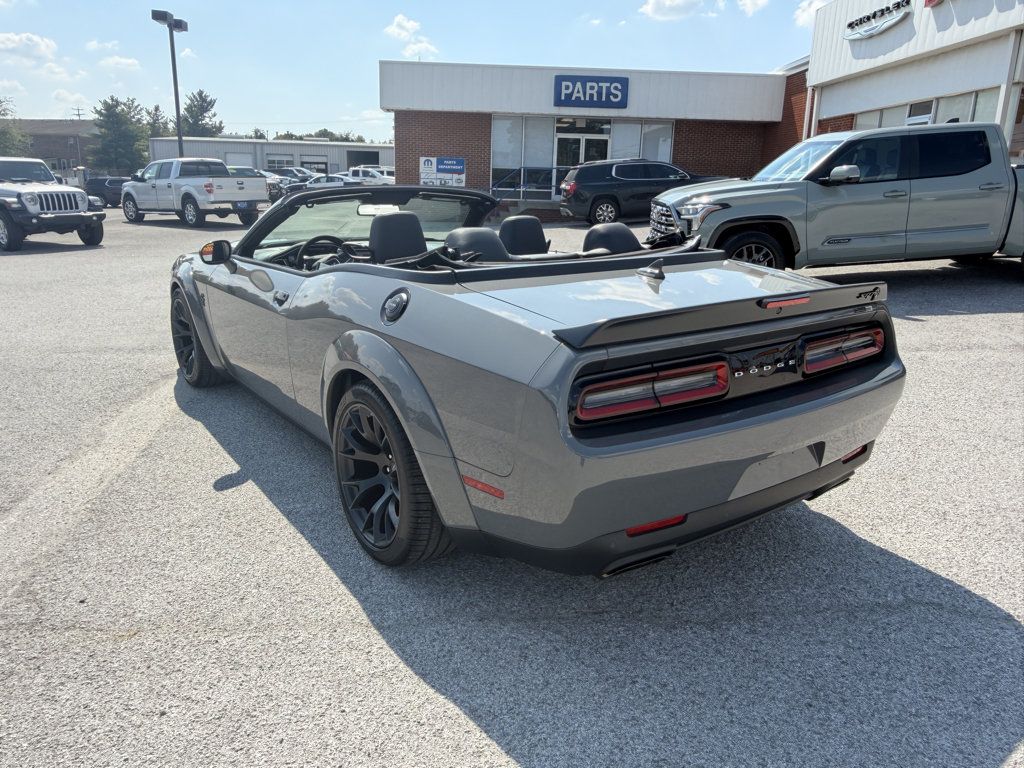 New 2023 Dodge Challenger SRT Hellcat RWD image 7