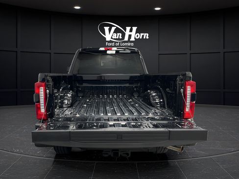 Used 2024 Ford F350 XLT w/ XLT Premium Package AWD/4WD image 9