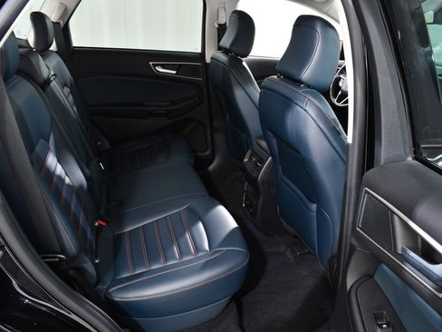 Used 2024 Ford Edge SEL w/ Sport Appearance Package image 19