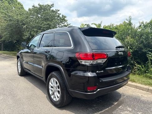 Used 2021 Jeep Grand Cherokee Laredo AWD/4WD image 5