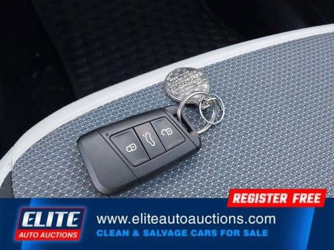 Used 2025 Volkswagen Taos S image 22