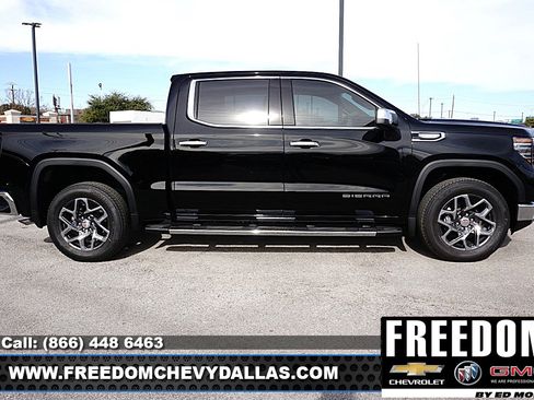 New 2026 GMC Sierra 1500 SLT image 8