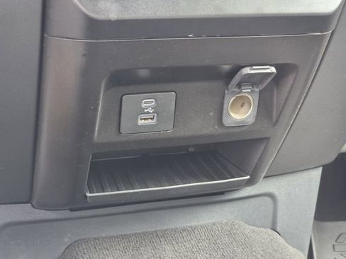 Used 2022 Ford F250 XLT AWD/4WD image 21