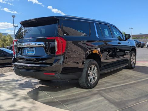 Certified 2024 GMC Yukon XL SLE image 5