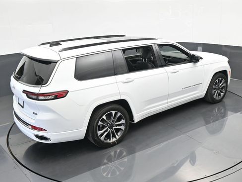 Used 2024 Jeep Grand Cherokee L Overland image 43