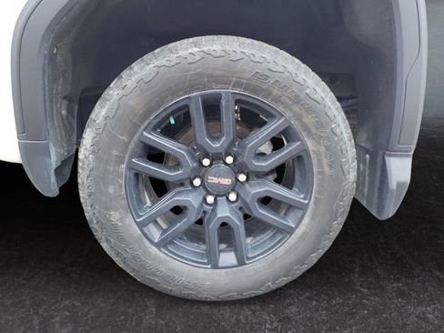 Used 2023 GMC Sierra 1500 Elevation w/ Preferred Package image 25