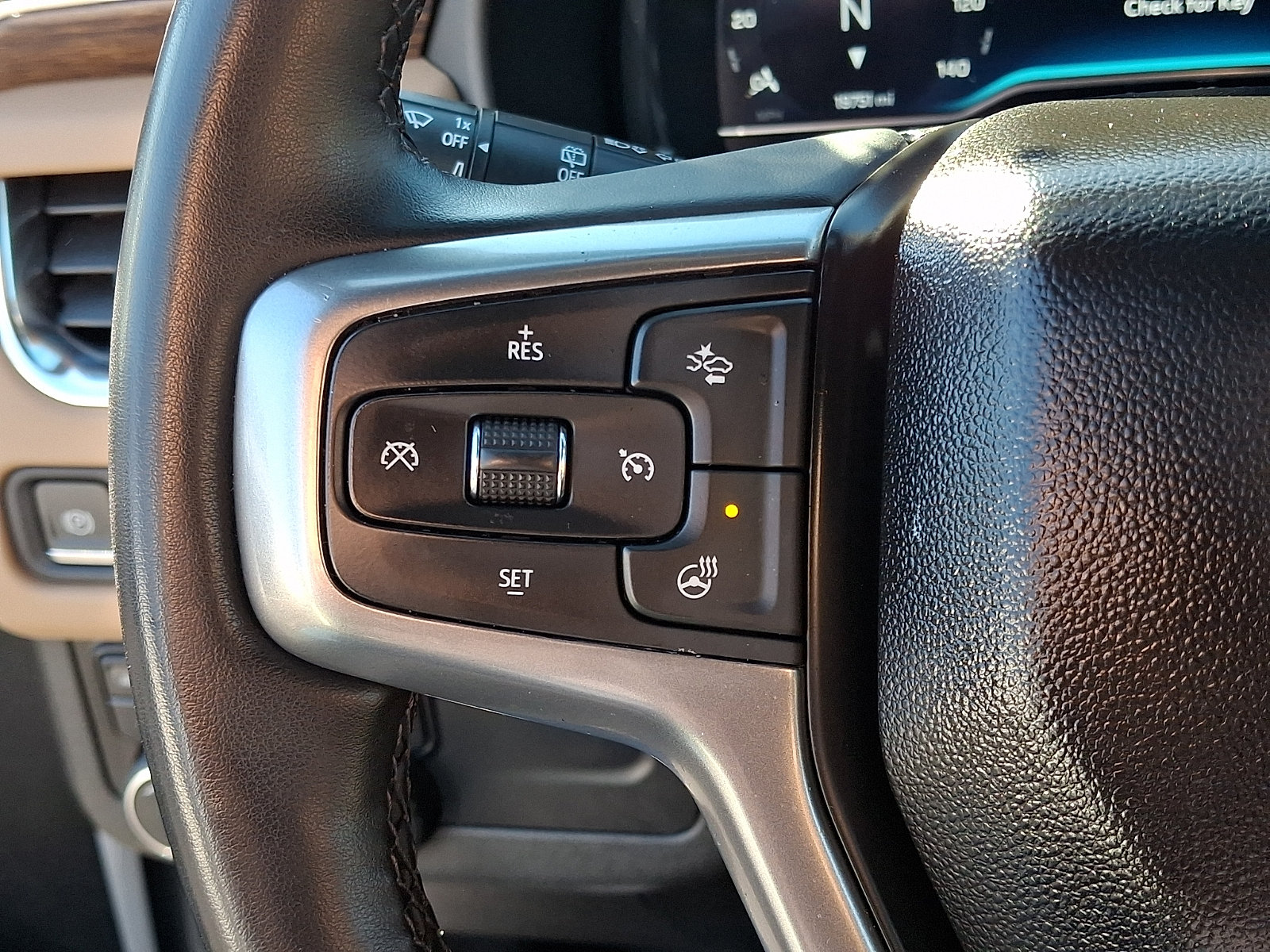 Certified 2023 Chevrolet Tahoe Premier AWD/4WD image 23