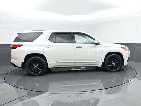 Used 2018 Chevrolet Traverse High Country w/ LPO, Floor Liner Package image 4