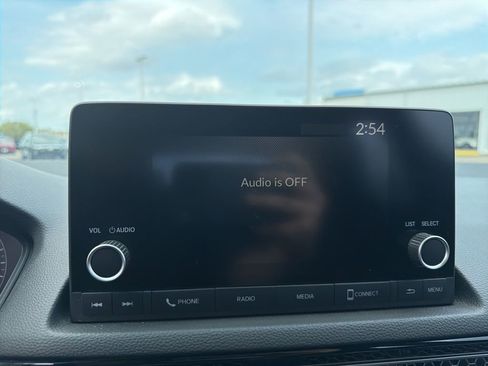 Used 2023 Honda Civic Sport image 12