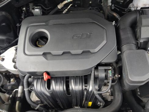 Used 2017 Hyundai Santa Fe Sport image 30