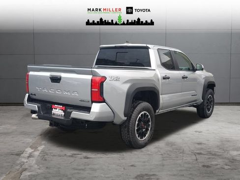 New 2026 Toyota Tacoma TRD Off-Road w/ TRD Off Road Upgrade Package AWD/4WD image 6