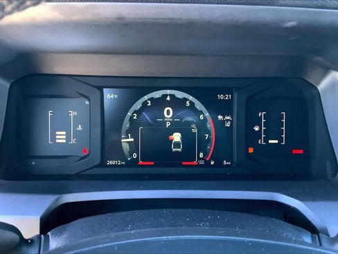 Used 2024 Toyota Tacoma SR5 image 25