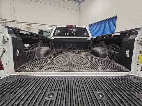 Used 2015 Toyota Tundra Limited w/ Limited Premium Package AWD/4WD image 15