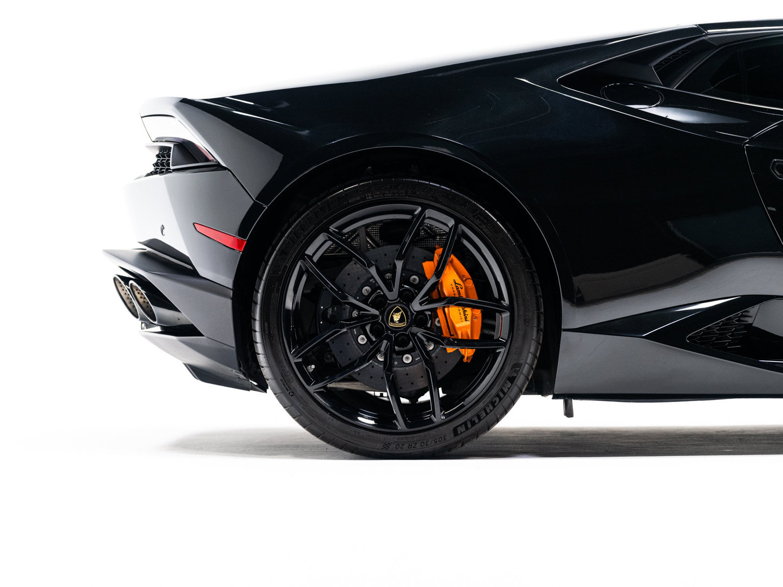 Used 2018 Lamborghini Huracan LP 610-4 AWD/4WD image 10