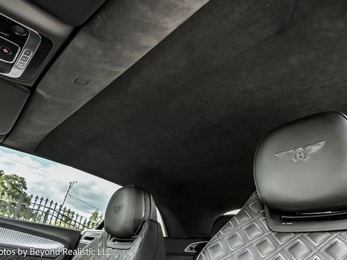 Used 2023 Bentley Continental GT V8 image 24