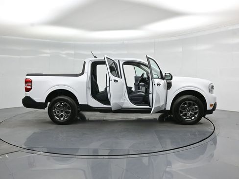 Used 2023 Ford Maverick XLT FWD image 4