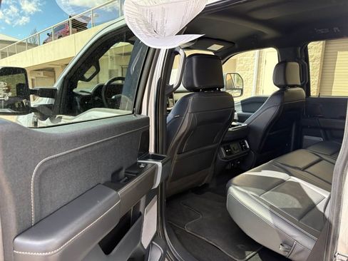 Used 2025 Ford F150 Lariat w/ FX4 Off-Road Package image 27