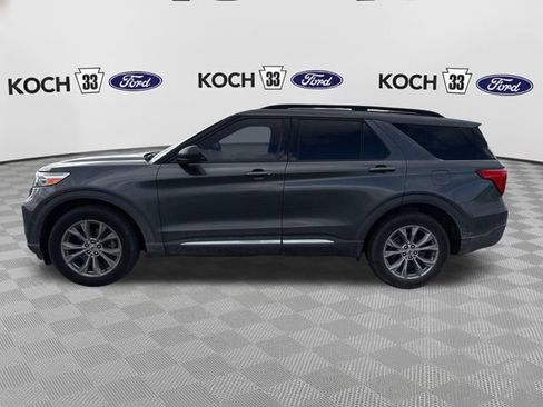 Used 2020 Ford Explorer XLT w/ Equipment Group 202A image 4