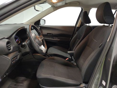 Used 2022 Nissan Kicks S w/ Interior Electronics Package image 17