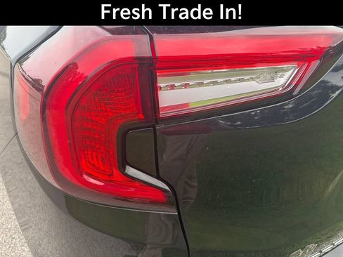 Used 2023 GMC Terrain SLT w/ Infotainment Package II AWD/4WD image 11