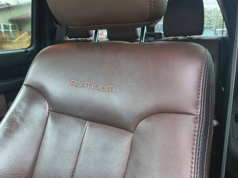 Used 2012 Ford F150 Platinum image 12