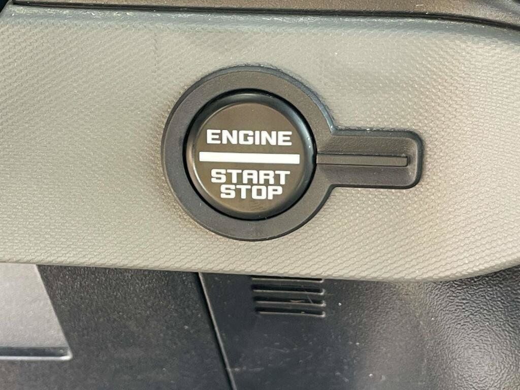 Used 2023 Ford Bronco Big Bend w/ Sasquatch Package AWD/4WD image 35