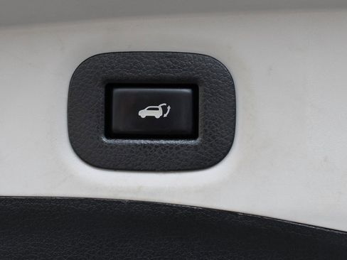 Certified 2019 Nissan Rogue SL image 27