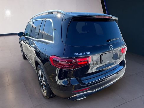 Certified 2025 Mercedes-Benz GLB 250 4MATIC image 3