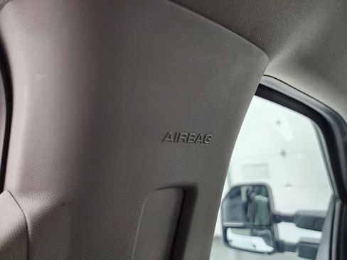 Used 2022 Ford F250 XLT w/ Black Appearance Package image 41