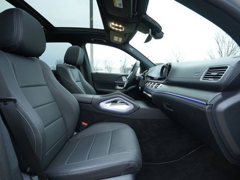 Certified 2025 Mercedes-Benz GLE 350 4MATIC image 38