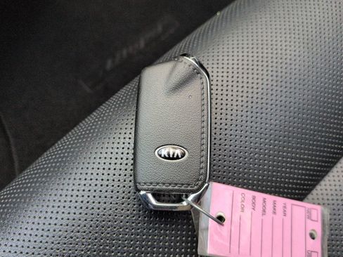 Used 2019 Kia Stinger Premium RWD image 36